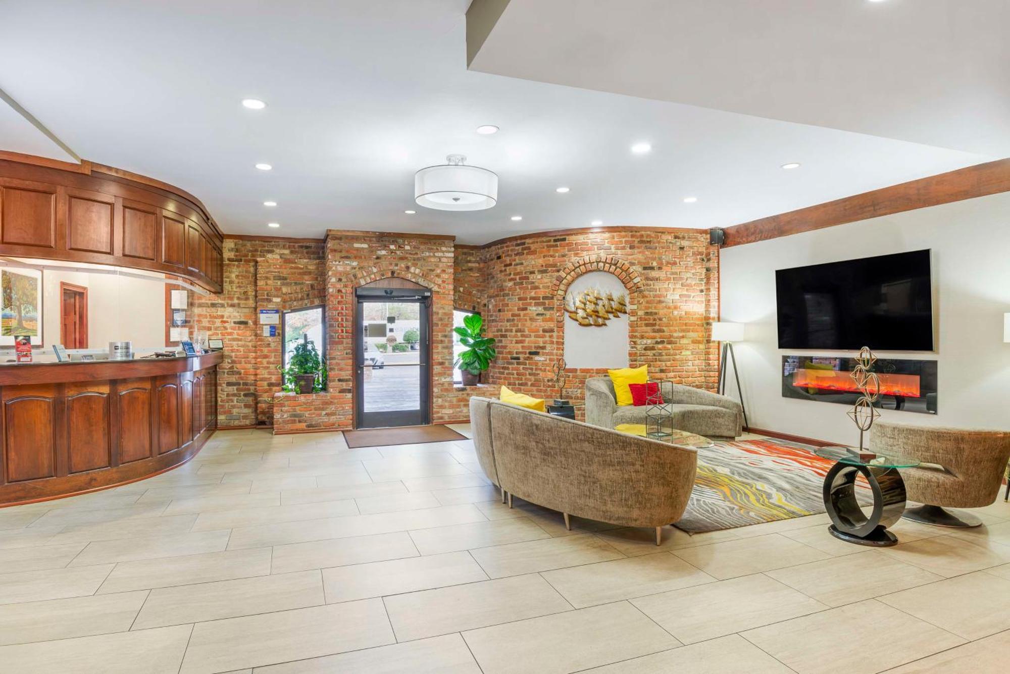 מידלות'יאן Best Western Plus Governor'S Inn Richmond מראה חיצוני תמונה