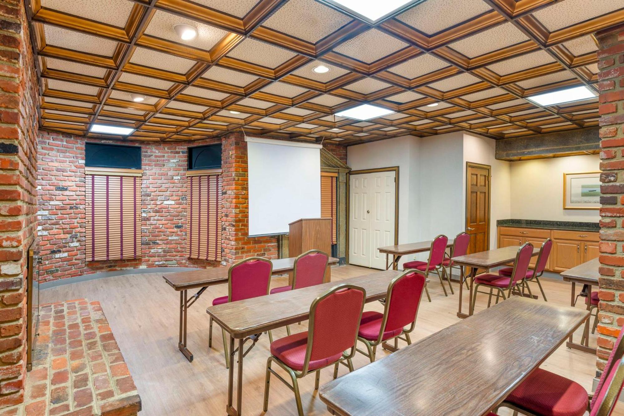 מידלות'יאן Best Western Plus Governor'S Inn Richmond מראה חיצוני תמונה