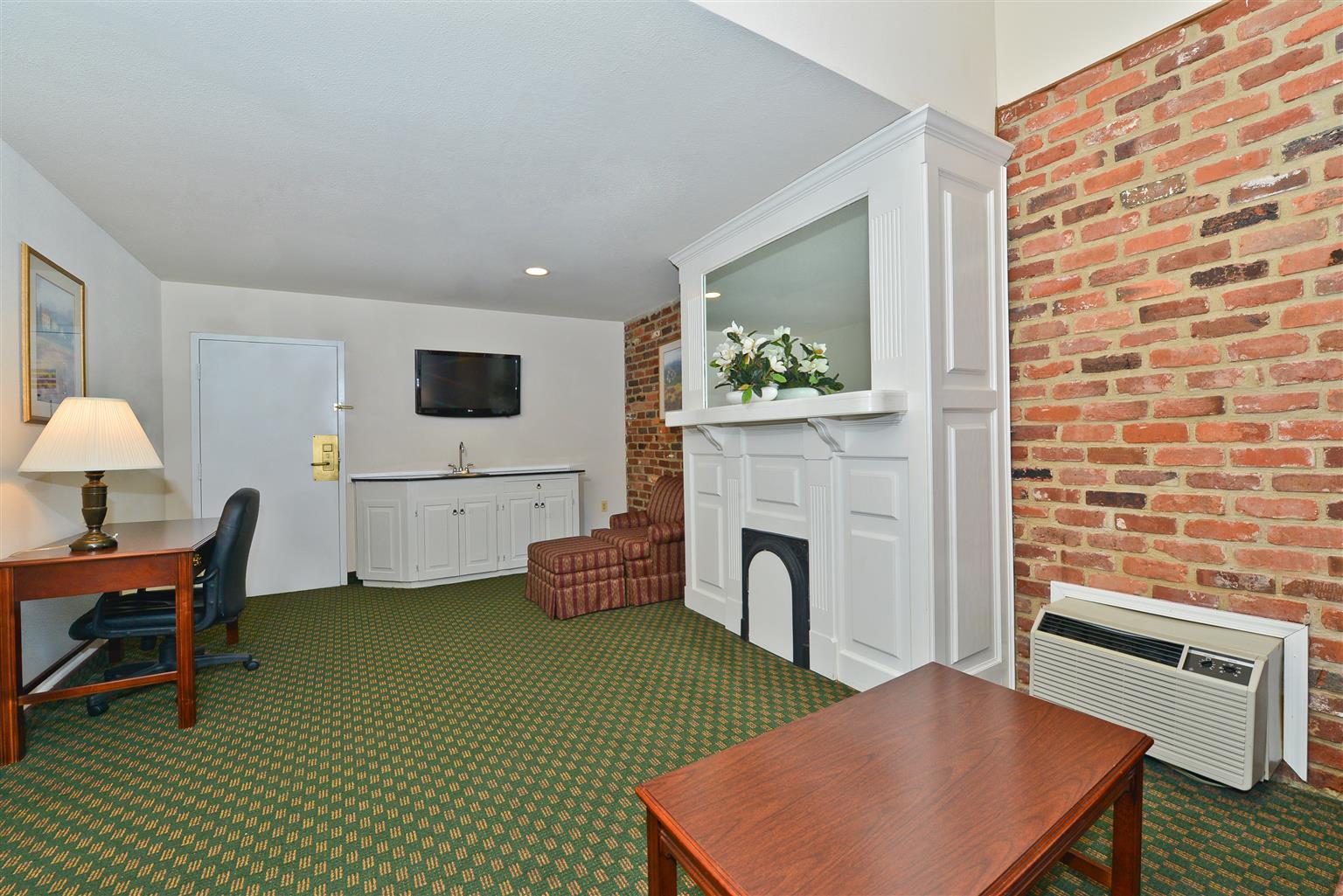 מידלות'יאן Best Western Plus Governor'S Inn Richmond מראה חיצוני תמונה
